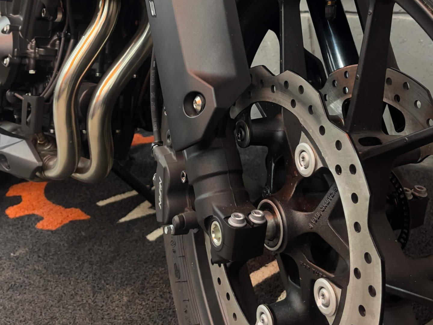 Honda NX 500 2026 PRETA - foto 4