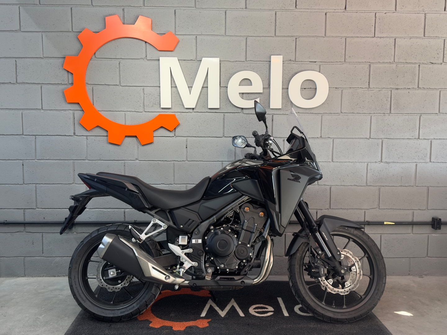 Honda NX 500 2026 PRETA