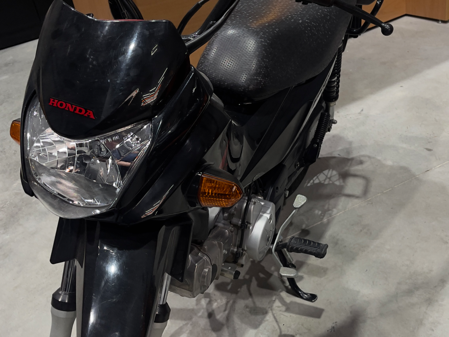Honda Pop 110 2024 PRETA - foto 5