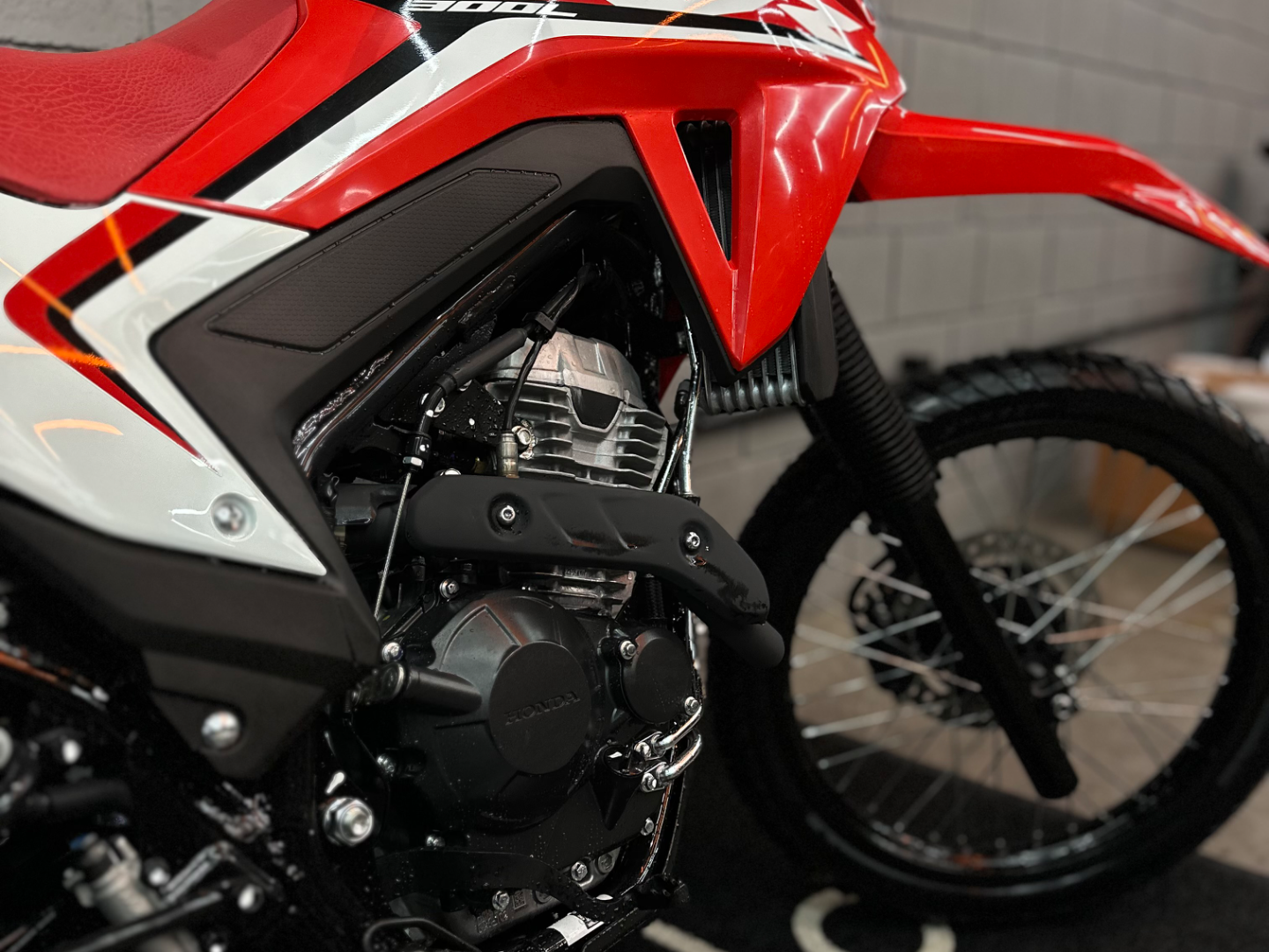 Honda XR 300L Tornado 2026 VERMELHA - foto 7