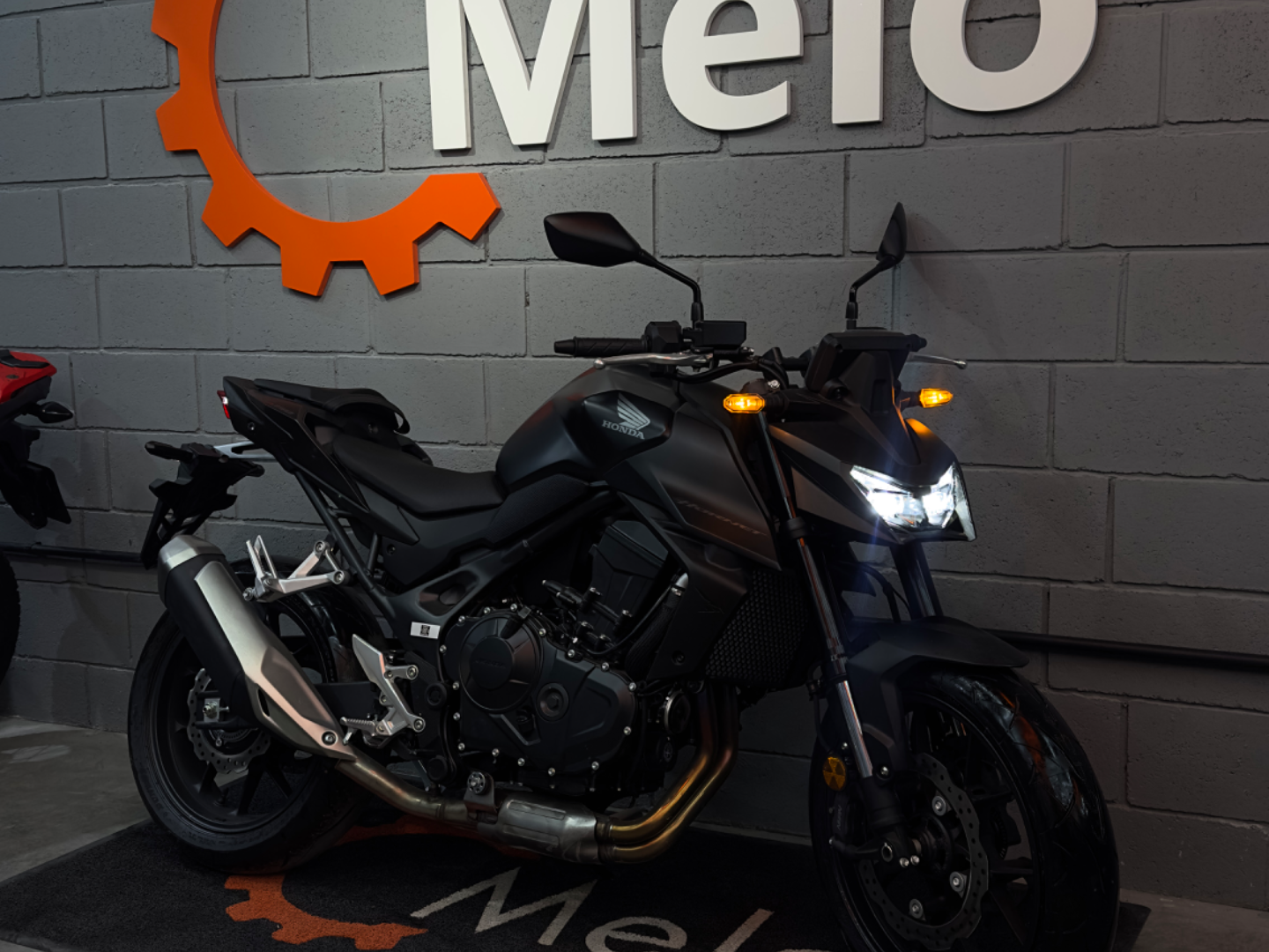 Honda Hornet 750 2026 PRETA - foto 2