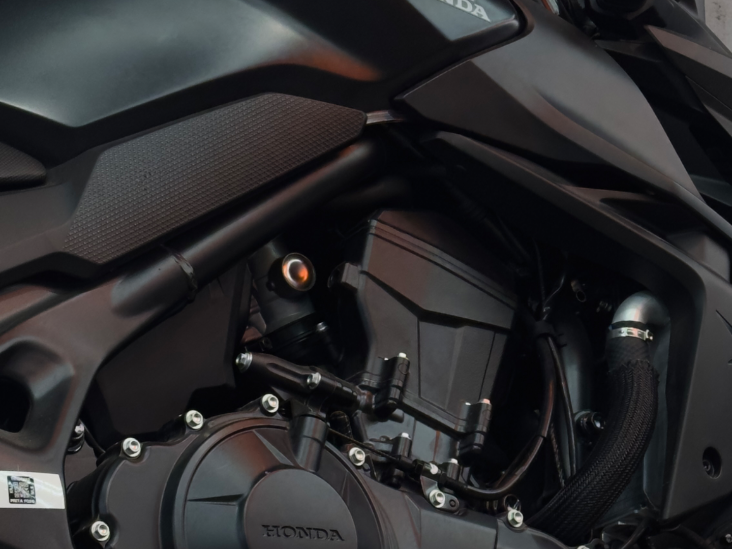 Honda Hornet 750 2026 PRETA - foto 6
