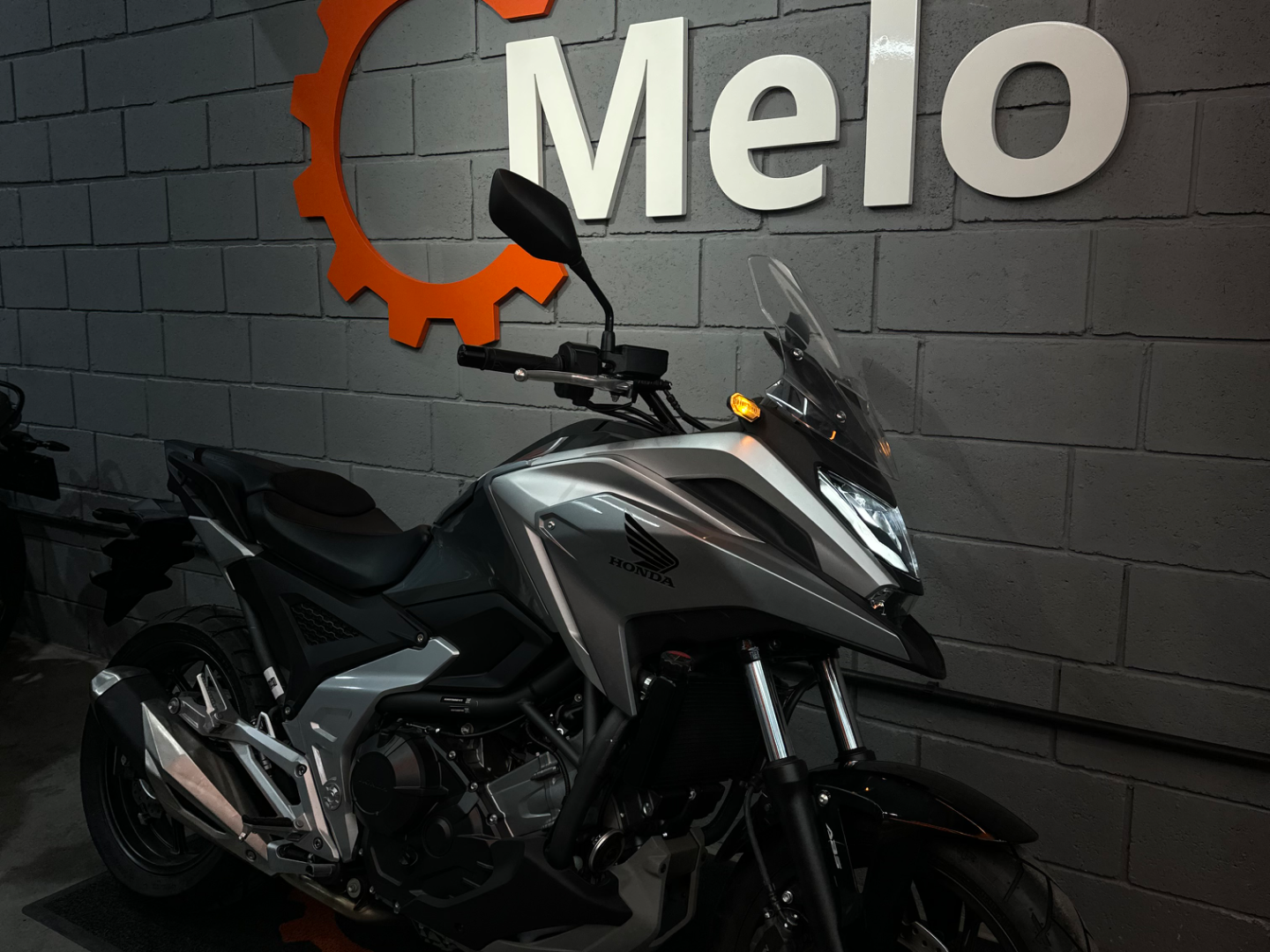 NC750X 2025 PRATA - foto 2