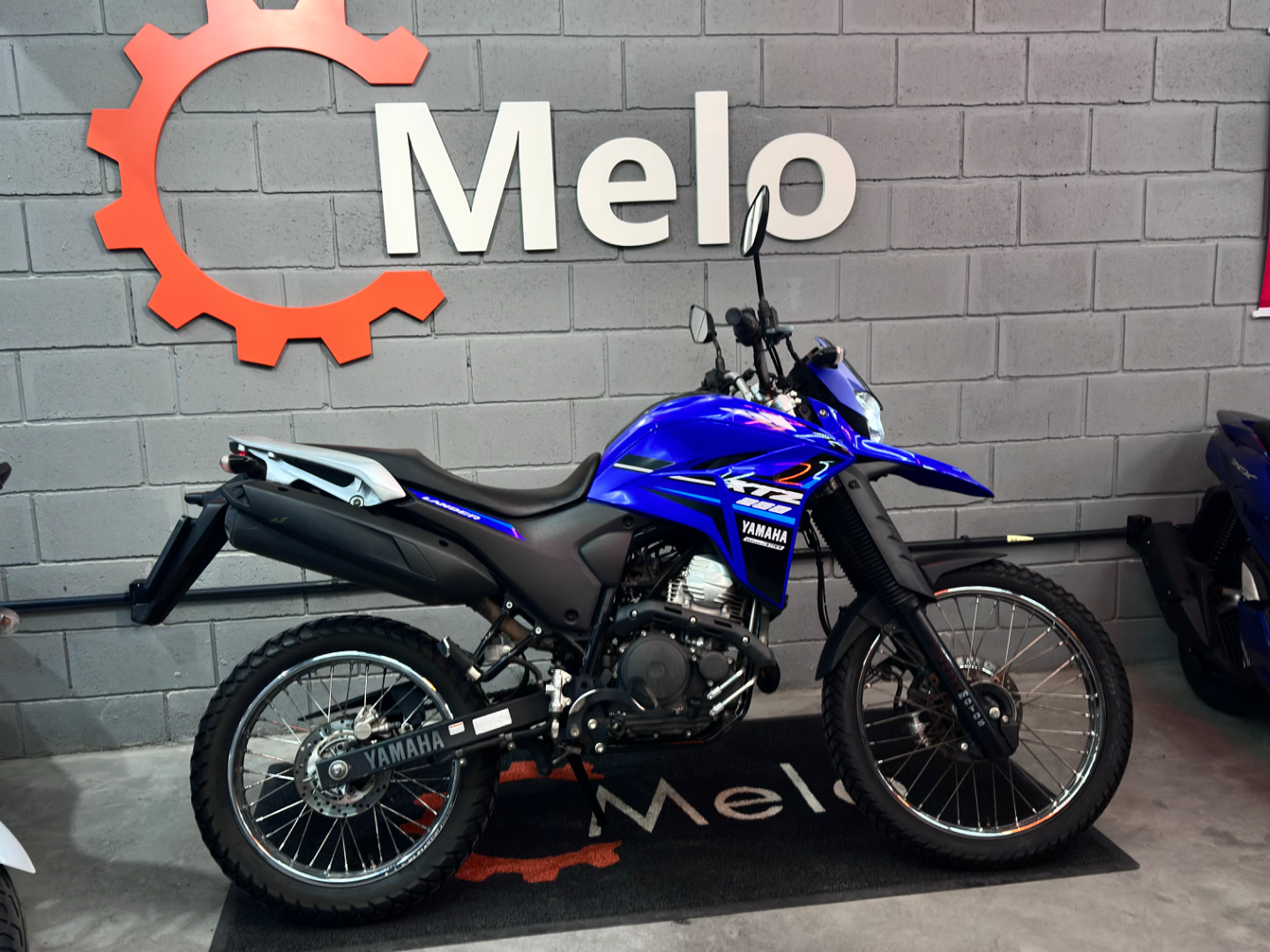 Yamaha Lander 250 2024 AZUL