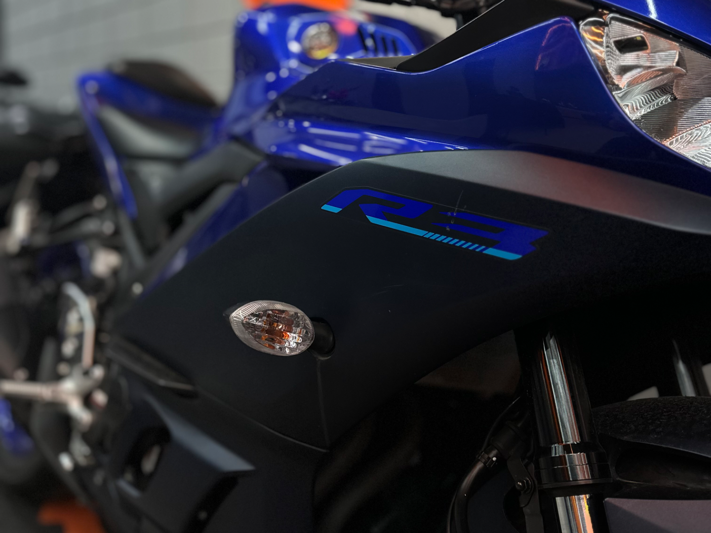 Yamaha R3 2023 AZUL - foto 3
