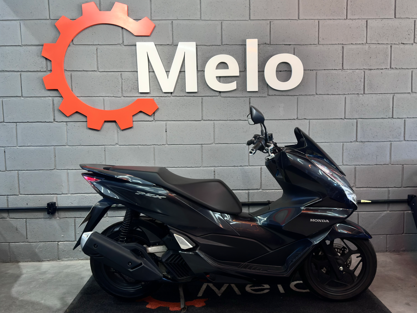 PCX 160 2024 CINZA